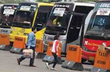 ARUS BALIK LEBARAN 2017: Trafik Penumpang di Terminal Dhaksinarga Yogya Melonjak